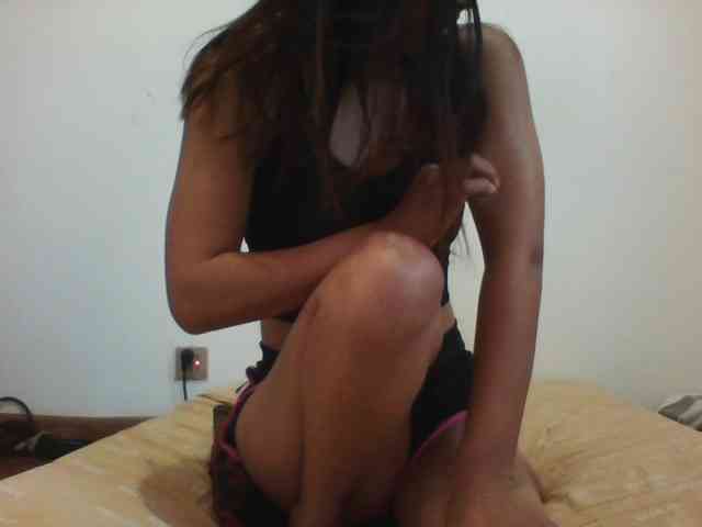 PrettyLie webcam