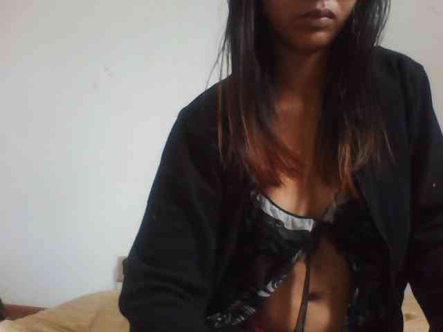 YoungLie69 webcam