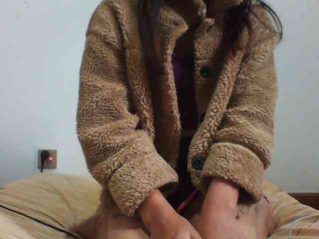 YoungLie69 webcam