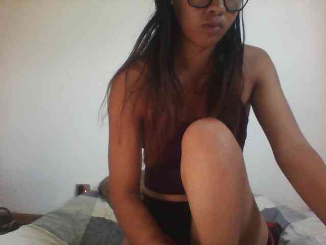 PrettyLie webcam