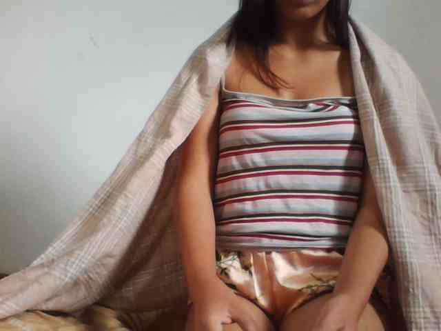 PrettyLie webcam