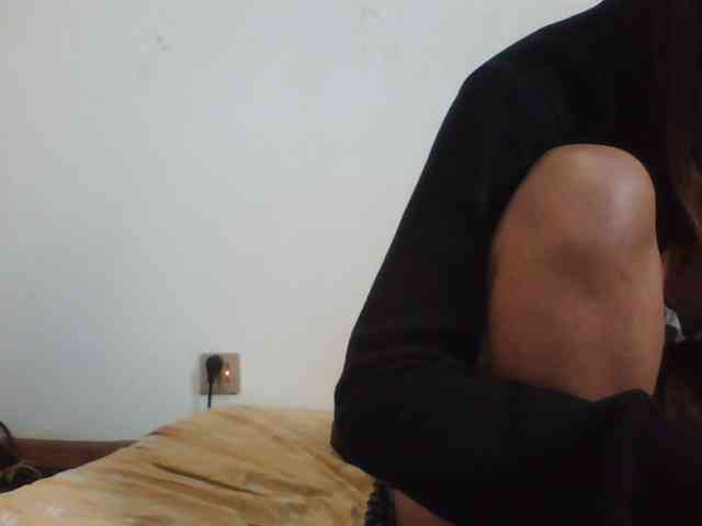YoungLie69 webcam