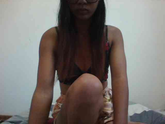 PrettyLie webcam