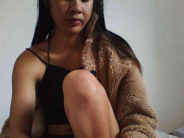 YoungLie69 webcam