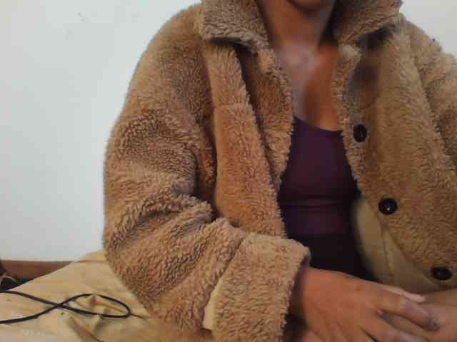 YoungLie69 webcam
