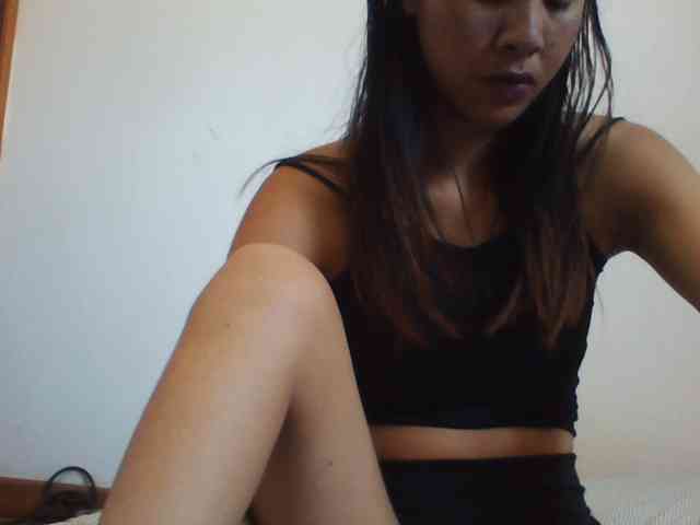 YoungLie69 webcam