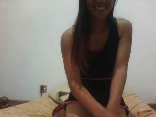 PrettyLie webcam