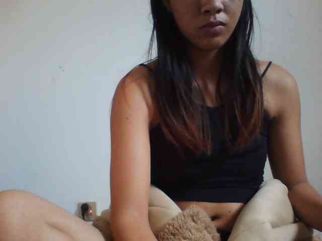 YoungLie69 webcam
