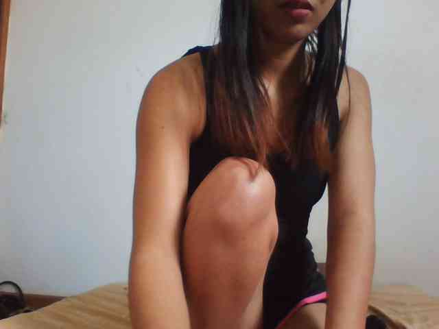 PrettyLie webcam