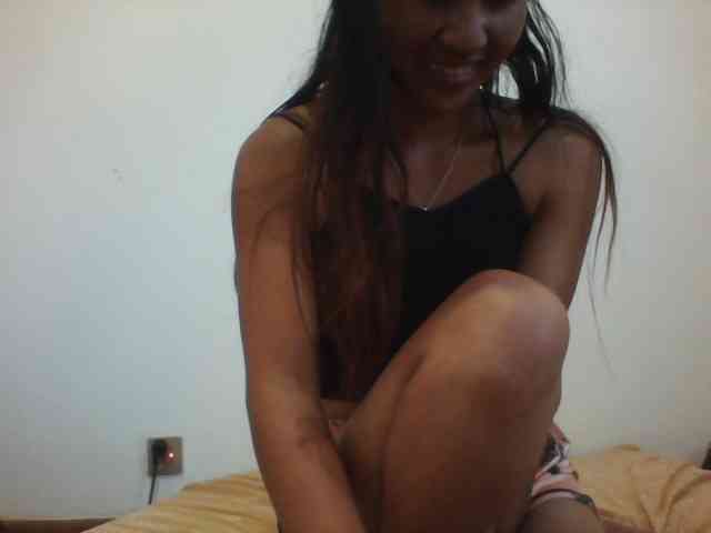 PrettyLie webcam