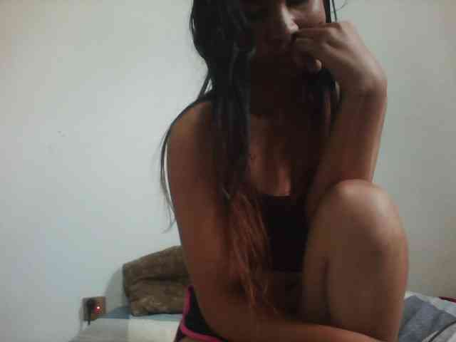 PrettyLie webcam