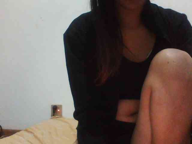 YoungLie69 webcam