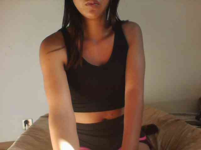 PrettyLie webcam