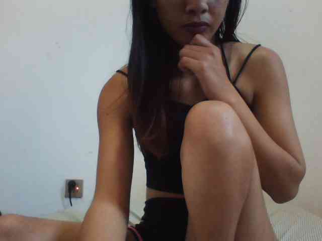YoungLie69 webcam