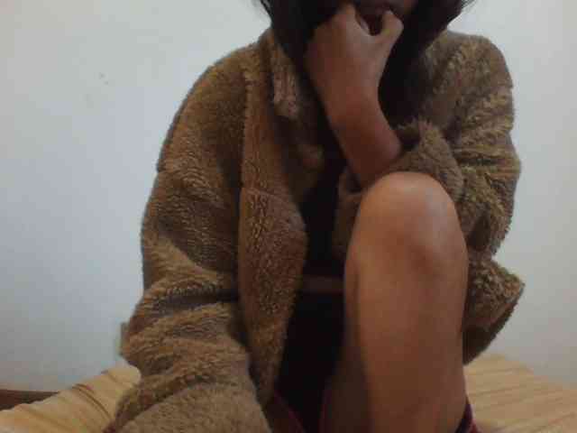 PrettyLie webcam