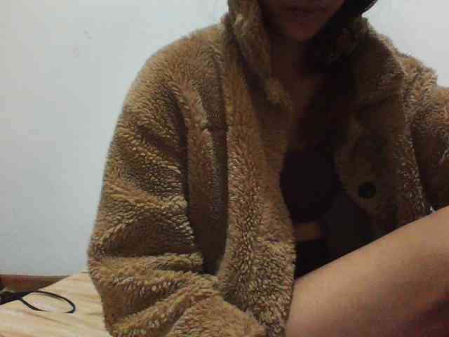 YoungLie69 webcam