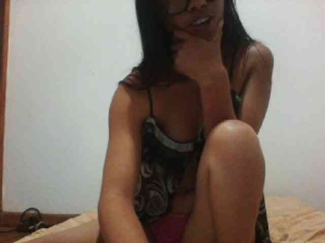 PrettyLie webcam