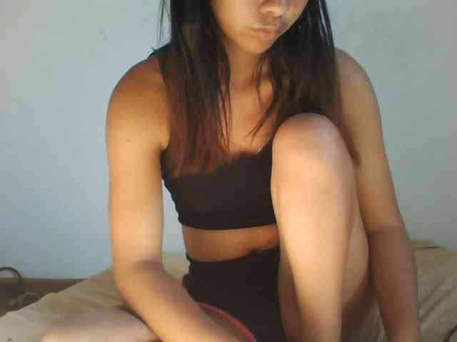 PrettyLie webcam