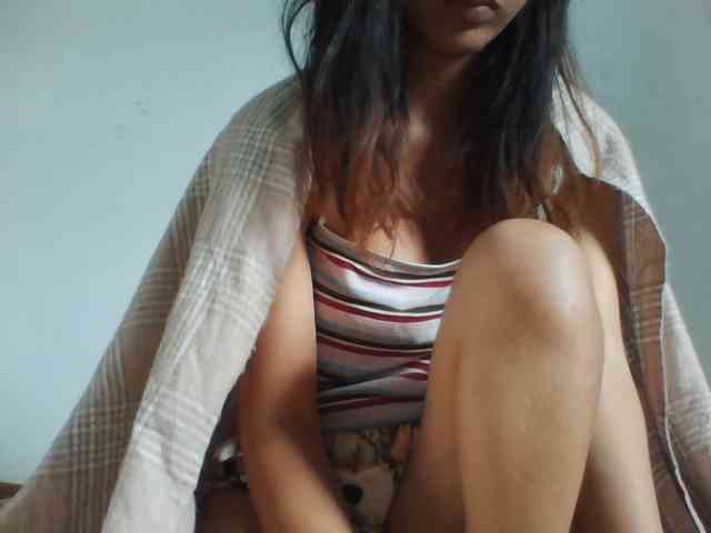 PrettyLie webcam