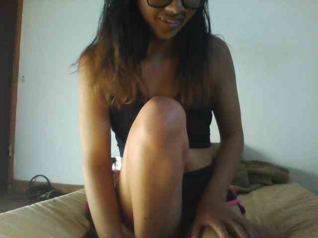 PrettyLie webcam