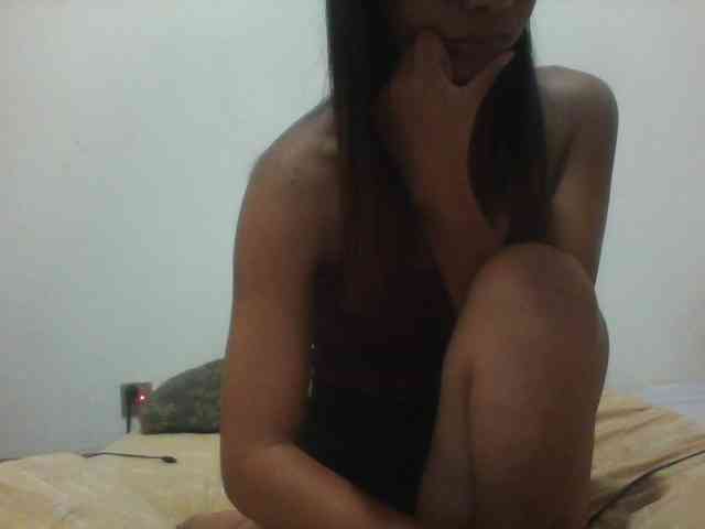 PrettyLie webcam