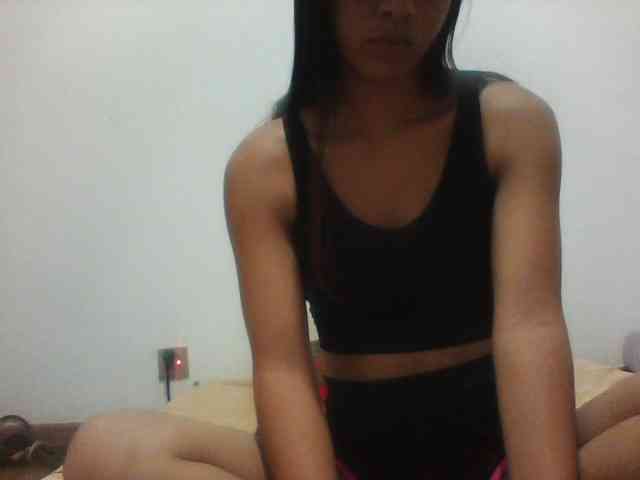 PrettyLie webcam