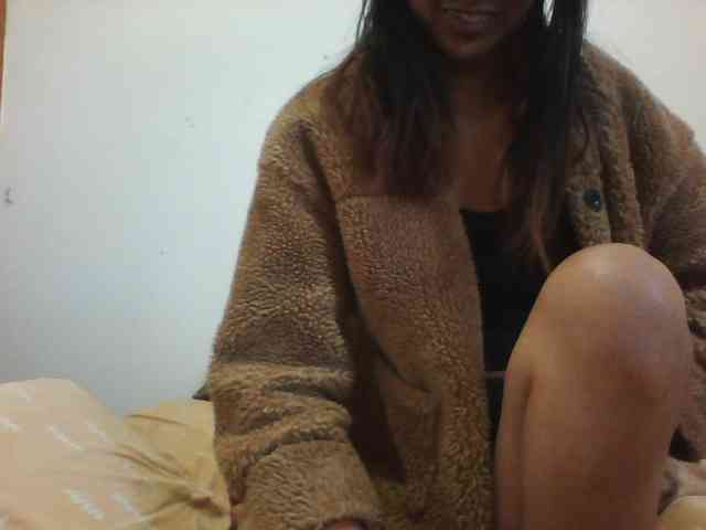 PrettyLie webcam