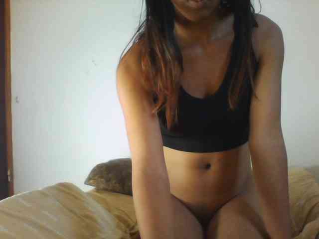 PrettyLie webcam