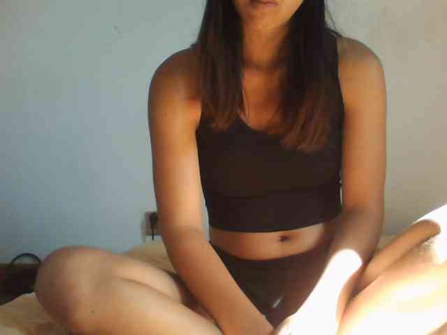 PrettyLie webcam