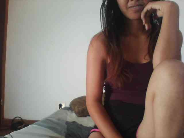 PrettyLie webcam