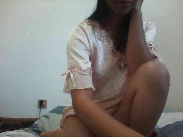 PrettyLie webcam