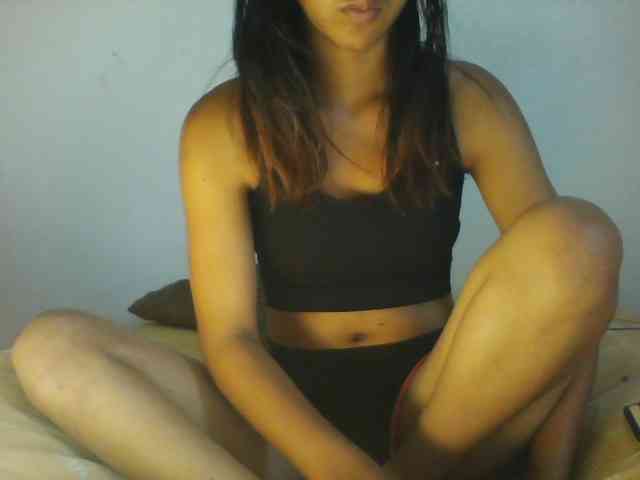 PrettyLie webcam