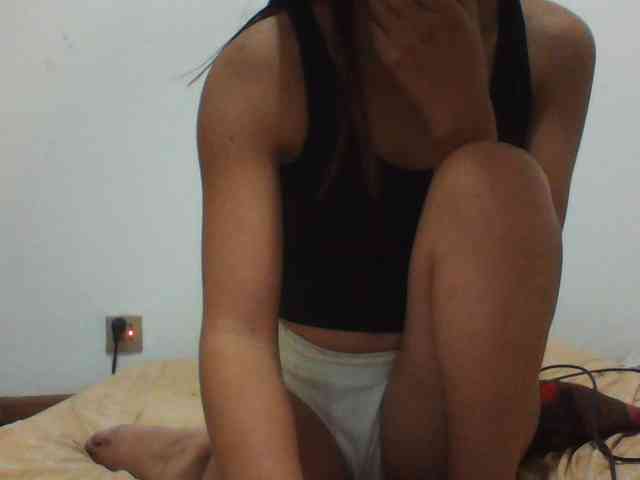 PrettyLie webcam