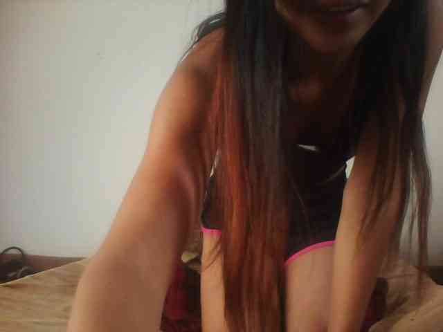 PrettyLie webcam