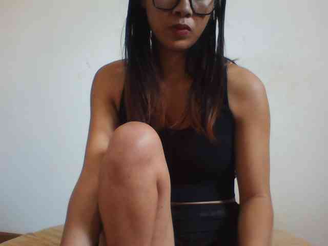 PrettyLie webcam