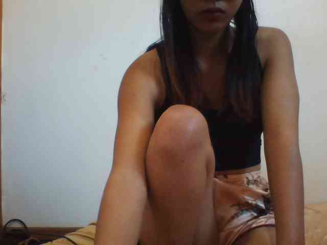 PrettyLie webcam