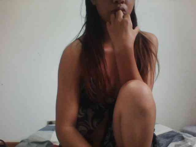 PrettyLie webcam