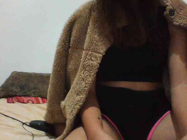YoungLie69 webcam