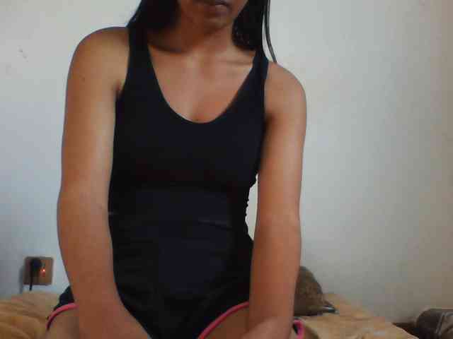 PrettyLie webcam
