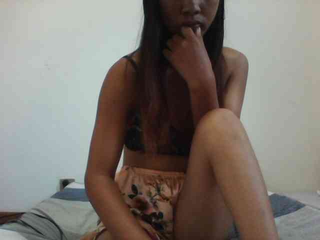 PrettyLie webcam