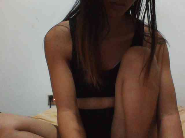 PrettyLie webcam