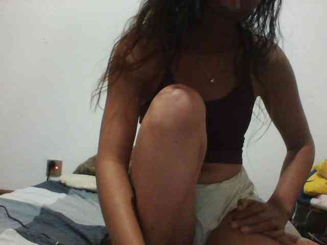 PrettyLie webcam