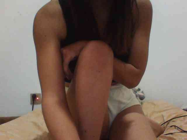PrettyLie webcam