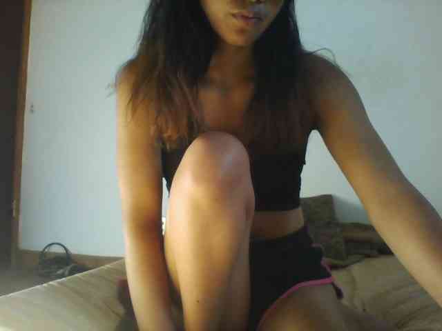 PrettyLie webcam