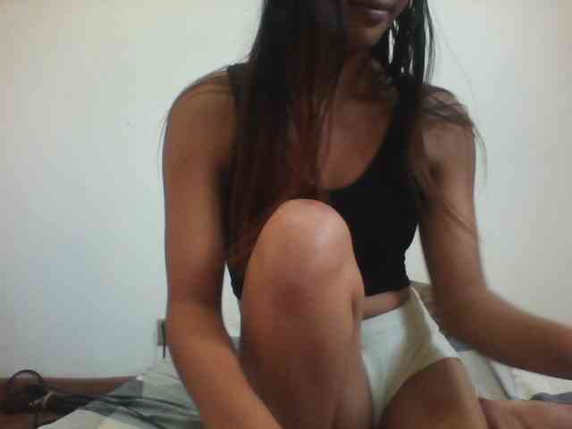 PrettyLie webcam