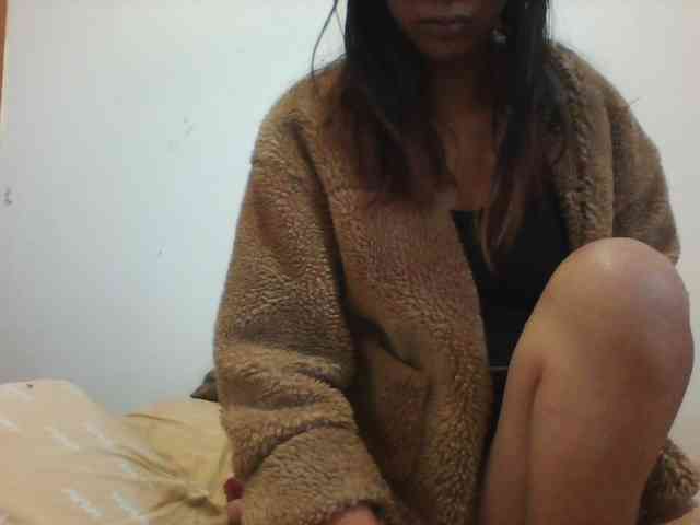 PrettyLie webcam