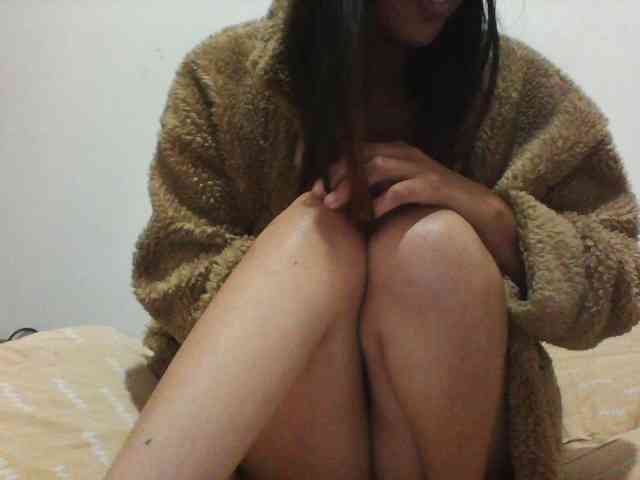 PrettyLie webcam