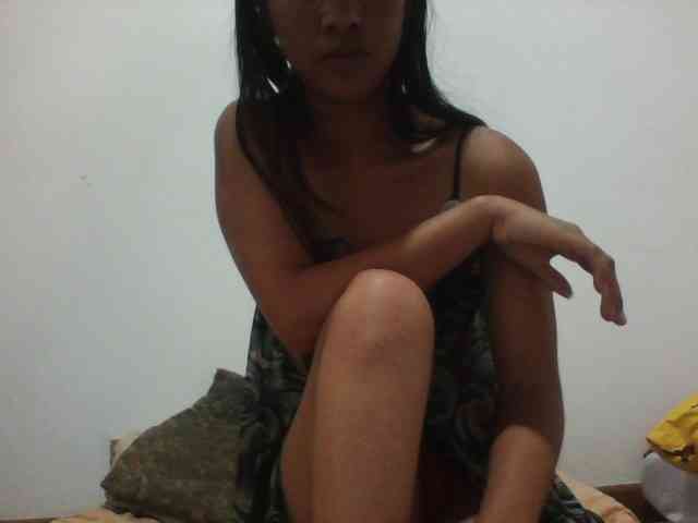 PrettyLie webcam