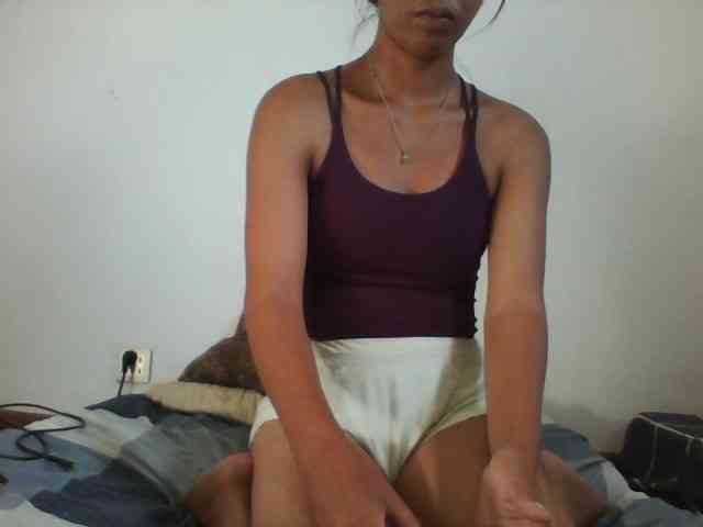 PrettyLie webcam