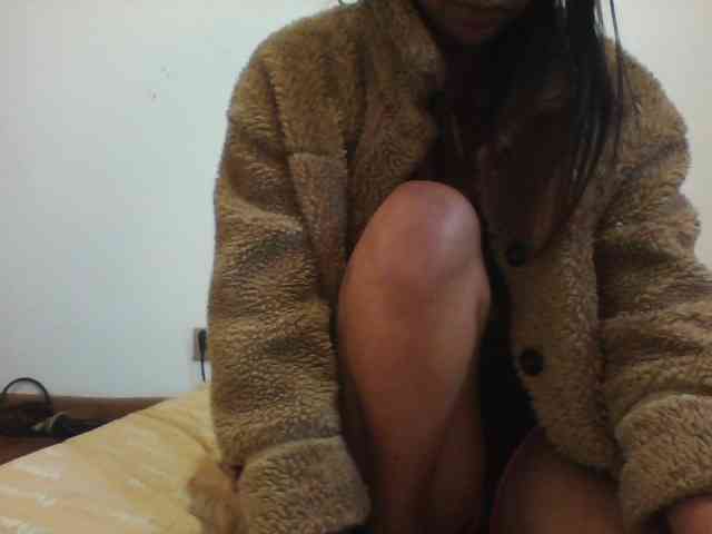 PrettyLie webcam